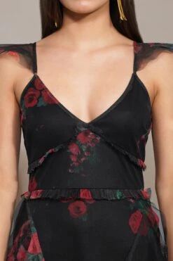 Malin Maxi Dress In Black And Red Floral -Lace & Beads Shop Malin Maxi in Black and Red Floral 6